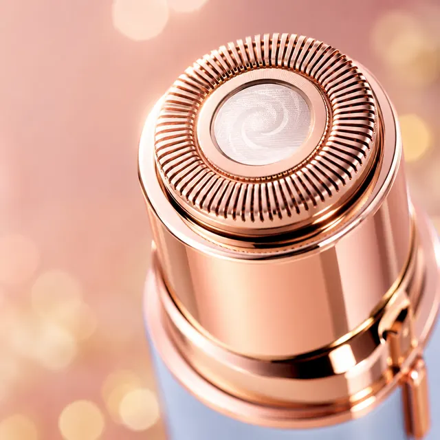 Macro view of the hypoallergenic rotating blade head